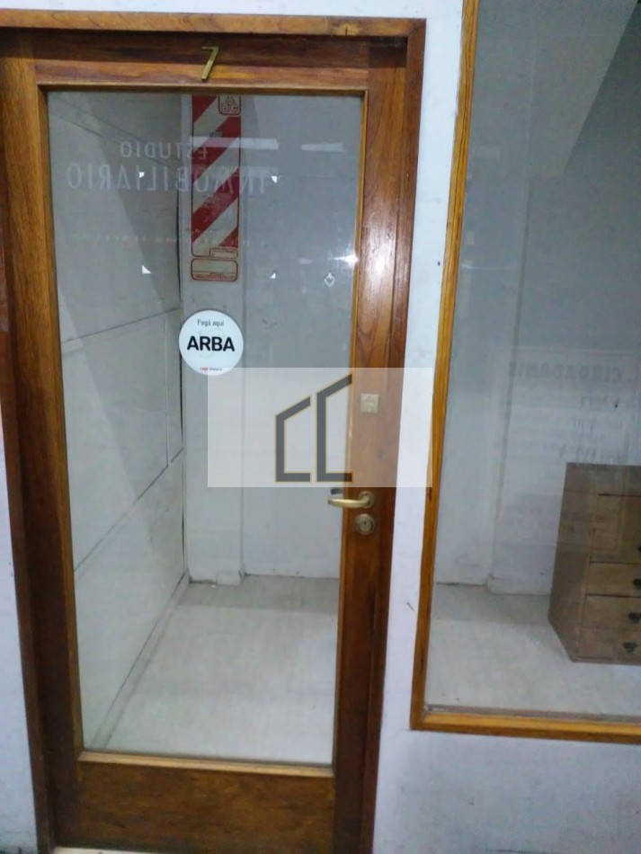 Local en Galeria Artigas 4864 - Villa Pueyrredon