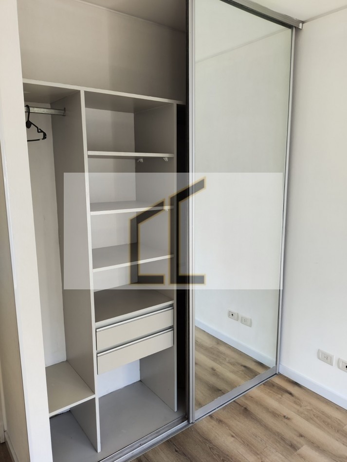 V. URQUIZA - Depto 2 Ambientes - Rivera 4949 - APTO PROFESIONAL
